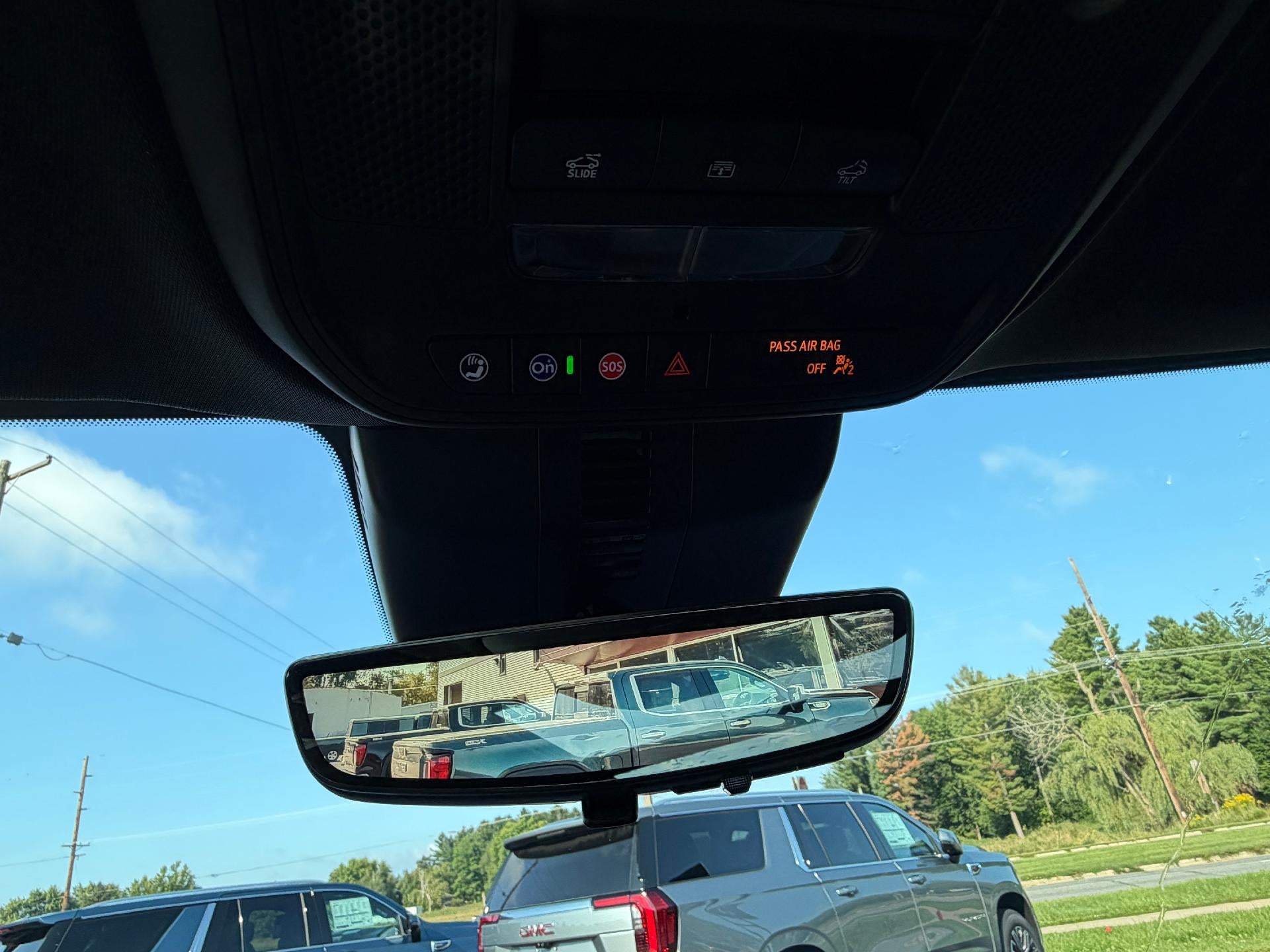 2027 GMC Acadia Elevation