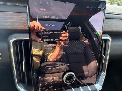 2027 GMC Acadia Denali