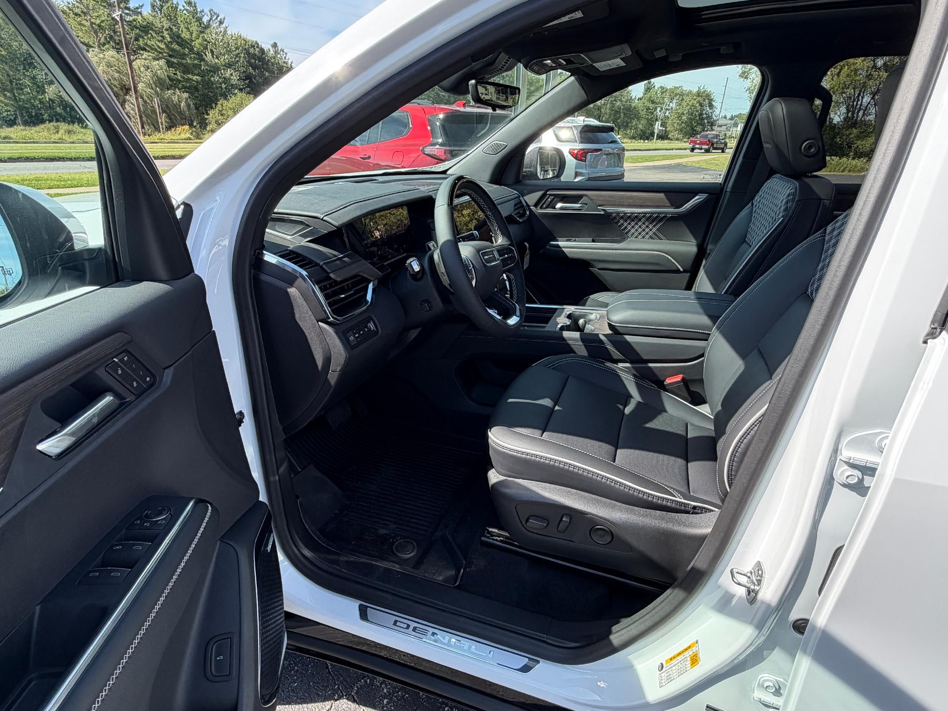 2027 GMC Acadia Denali
