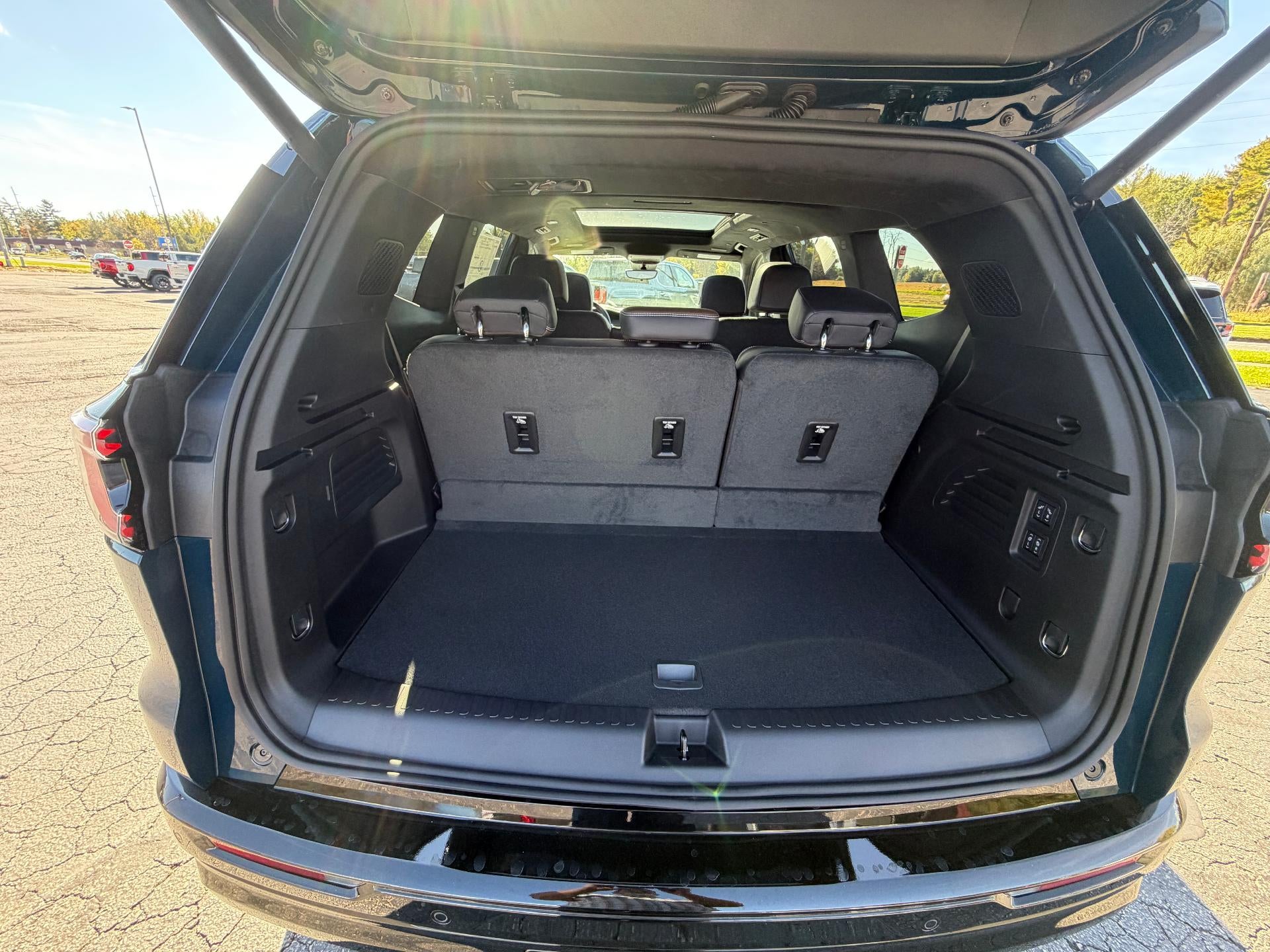 2027 GMC Acadia Denali Ultimate