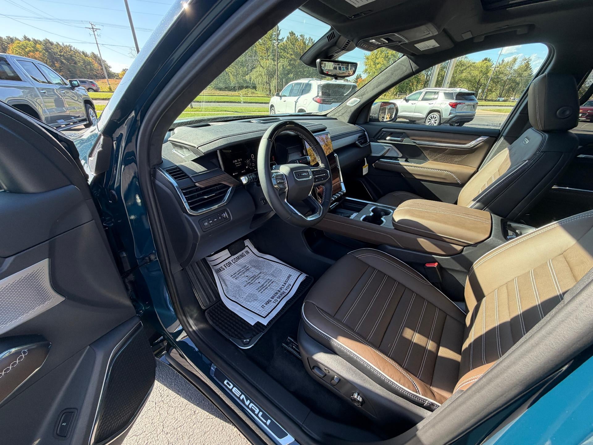 2027 GMC Acadia Denali Ultimate