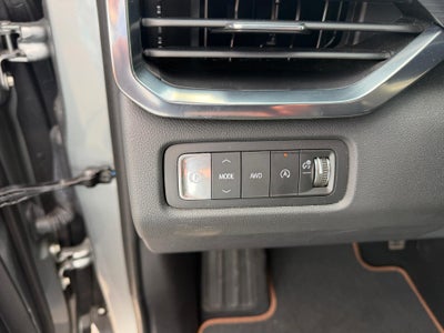 2024 GMC Acadia AT4