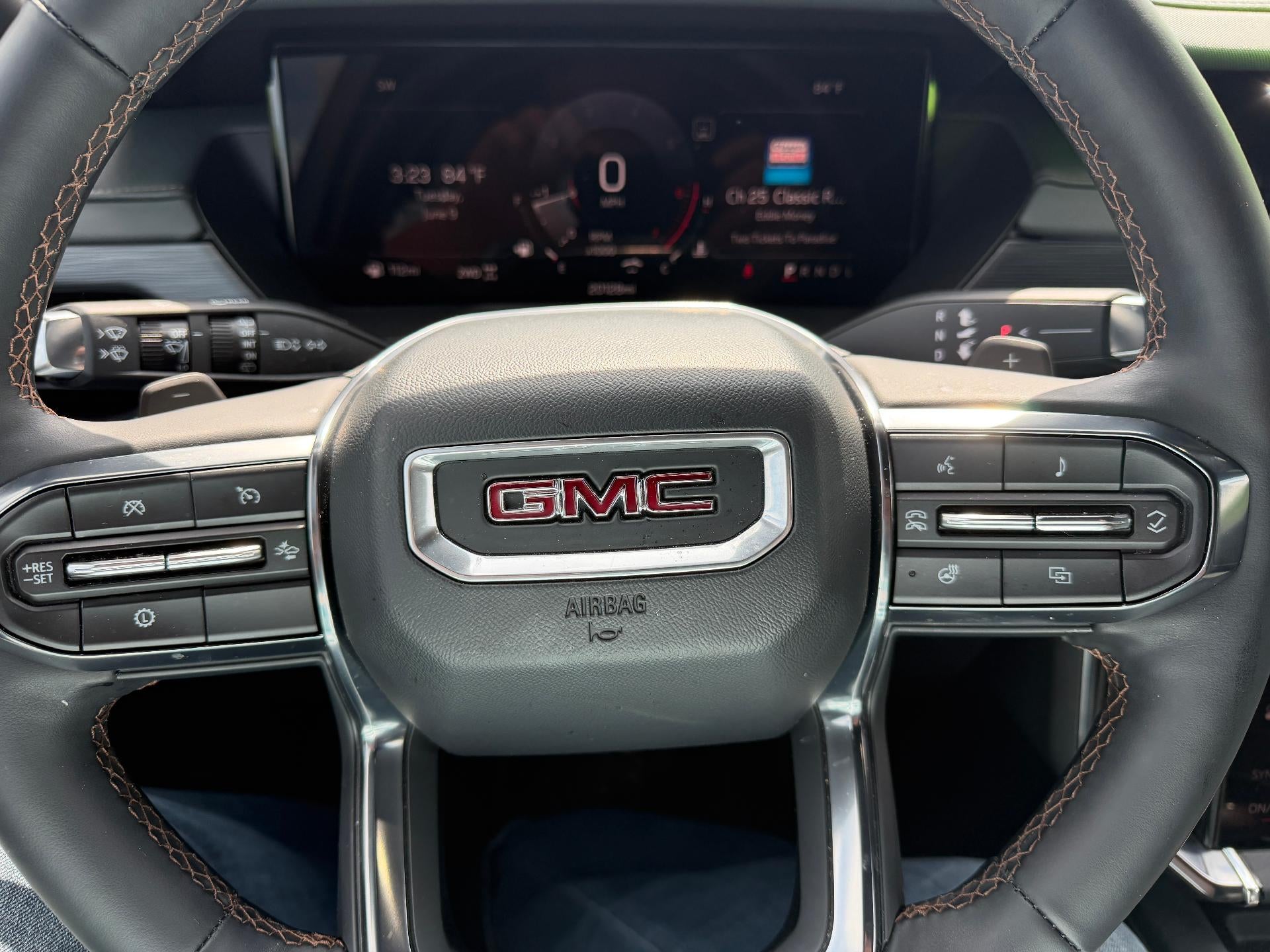 2024 GMC Acadia AT4