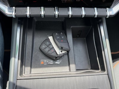 2024 GMC Acadia AT4