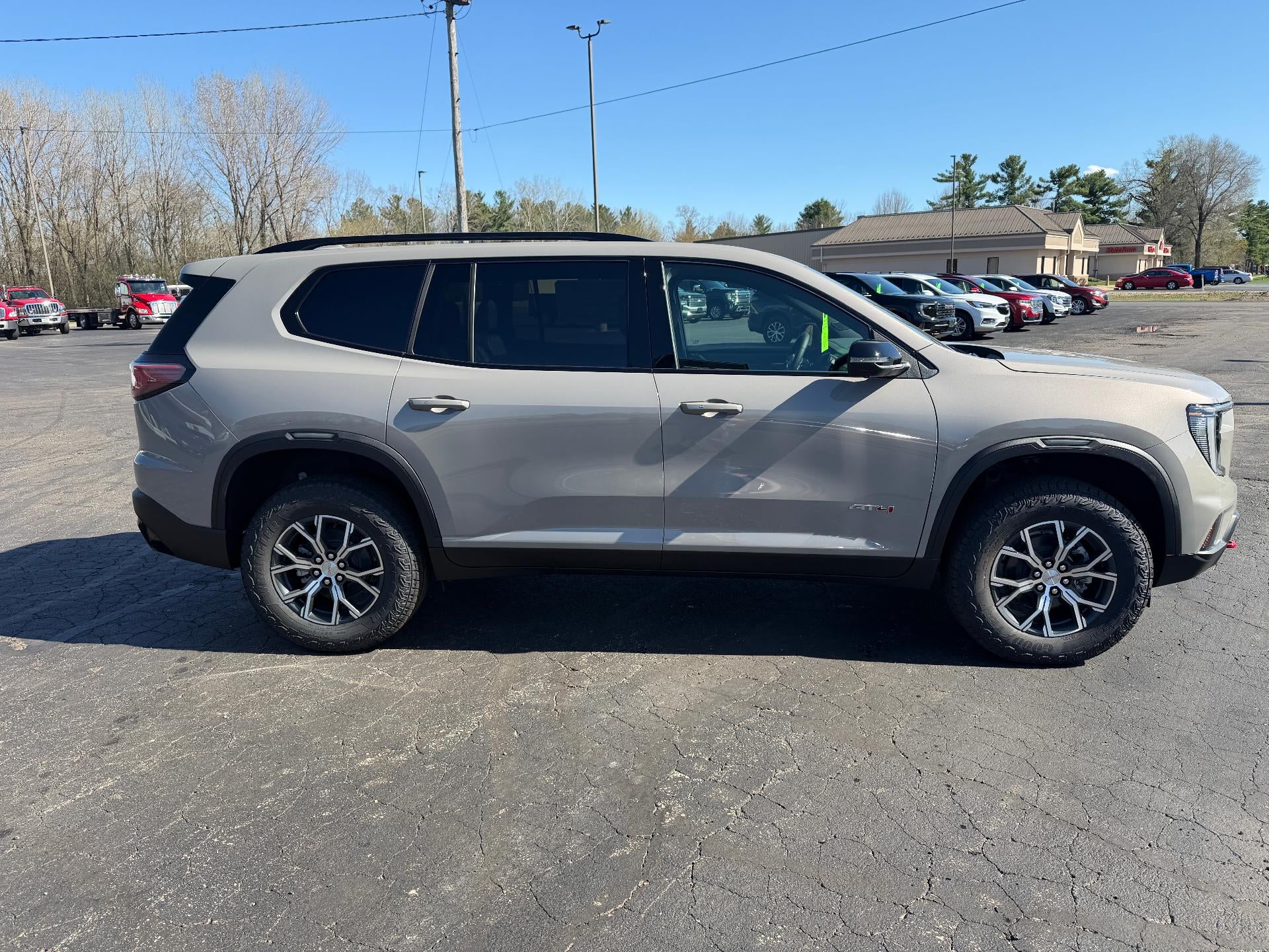 2026 GMC Acadia AT4