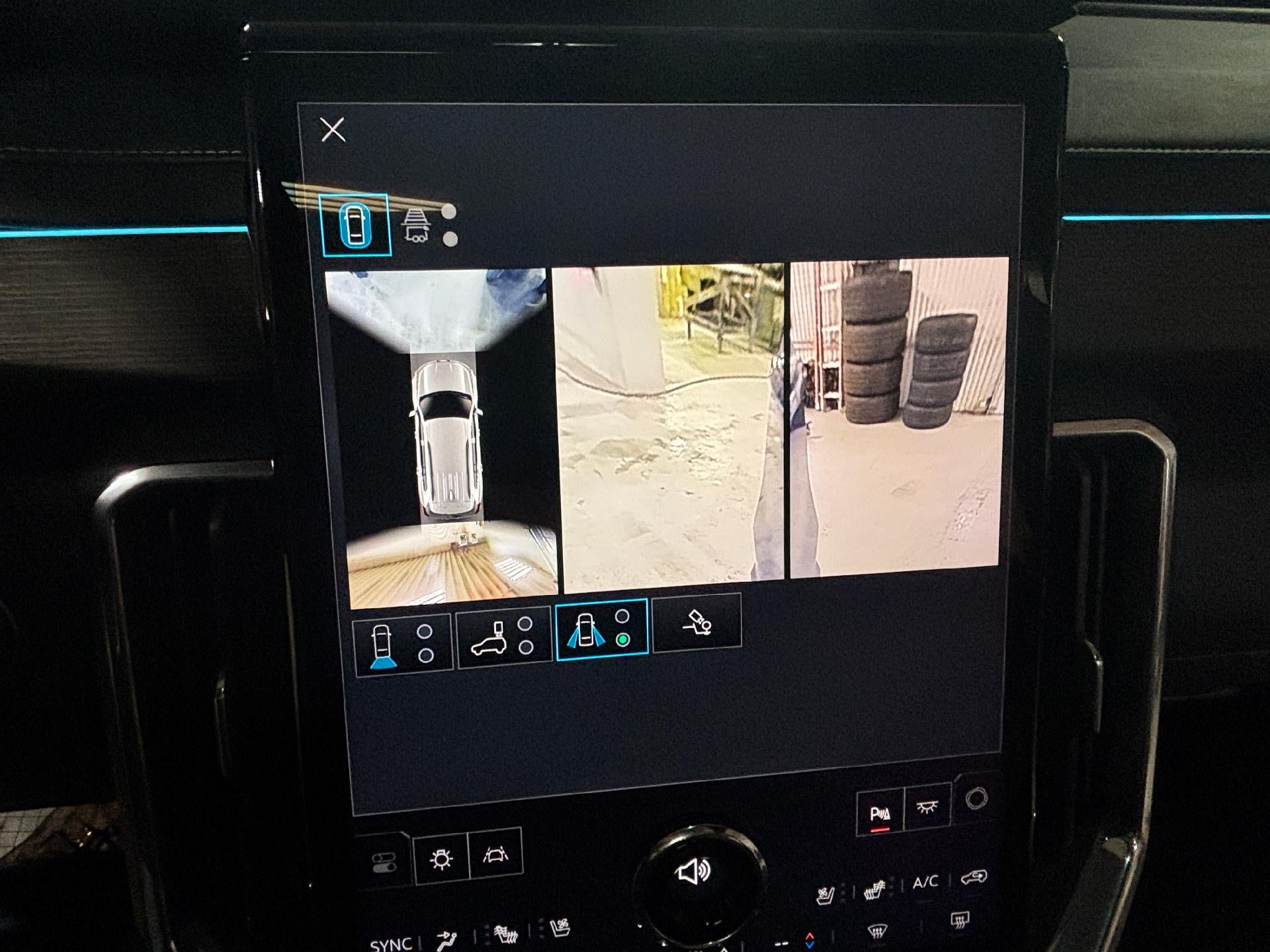 2024 GMC Acadia Denali