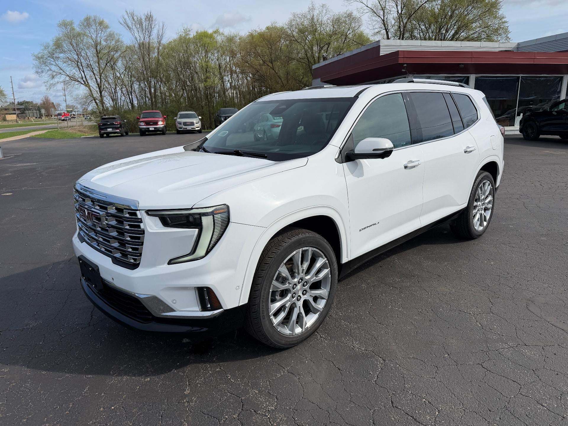2024 GMC Acadia Denali AWD's photo