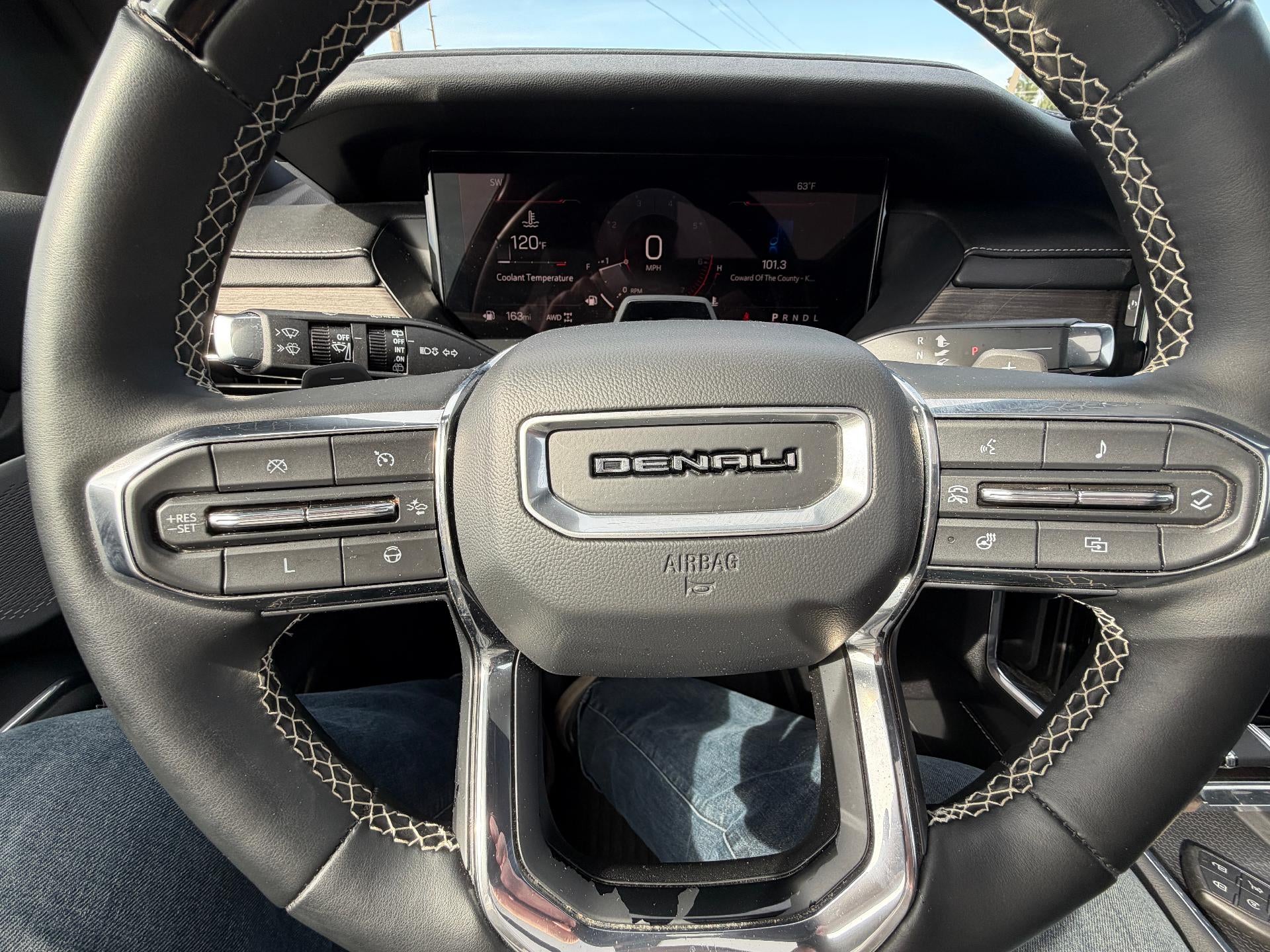 2024 GMC Acadia Denali