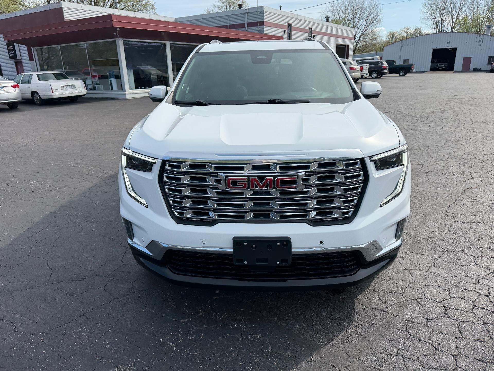 2024 GMC Acadia Denali