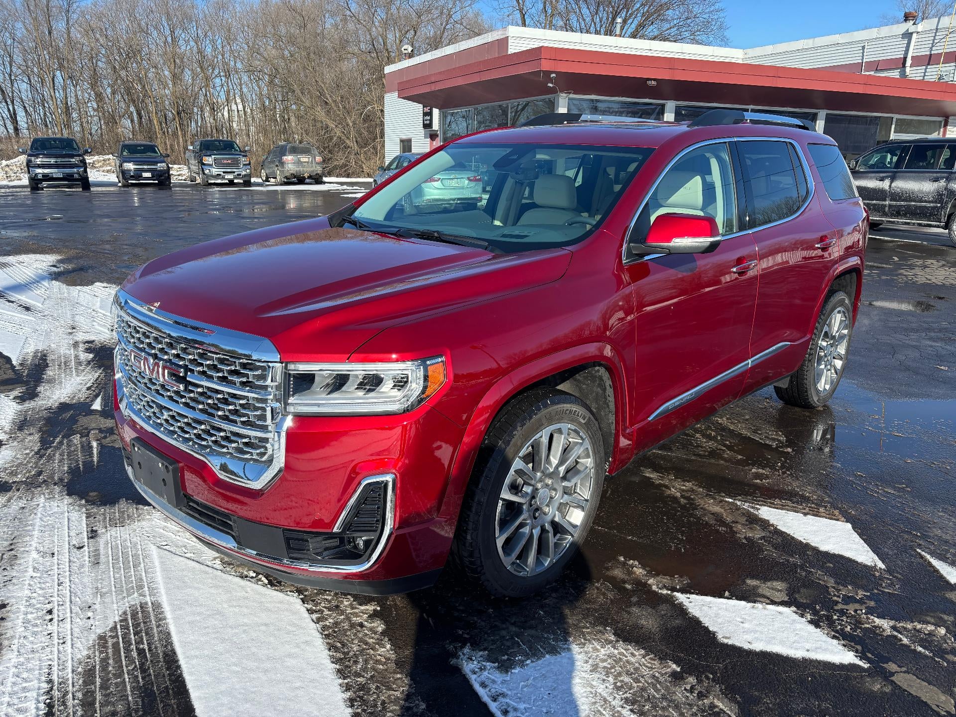 2023 GMC Acadia Denali