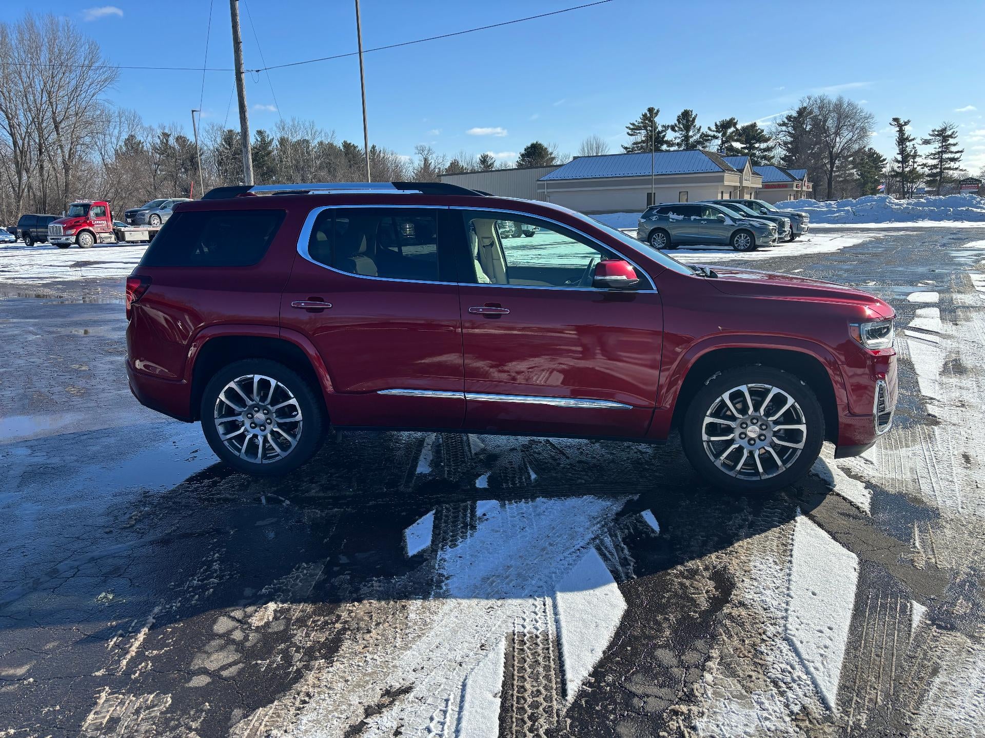 2023 GMC Acadia Denali