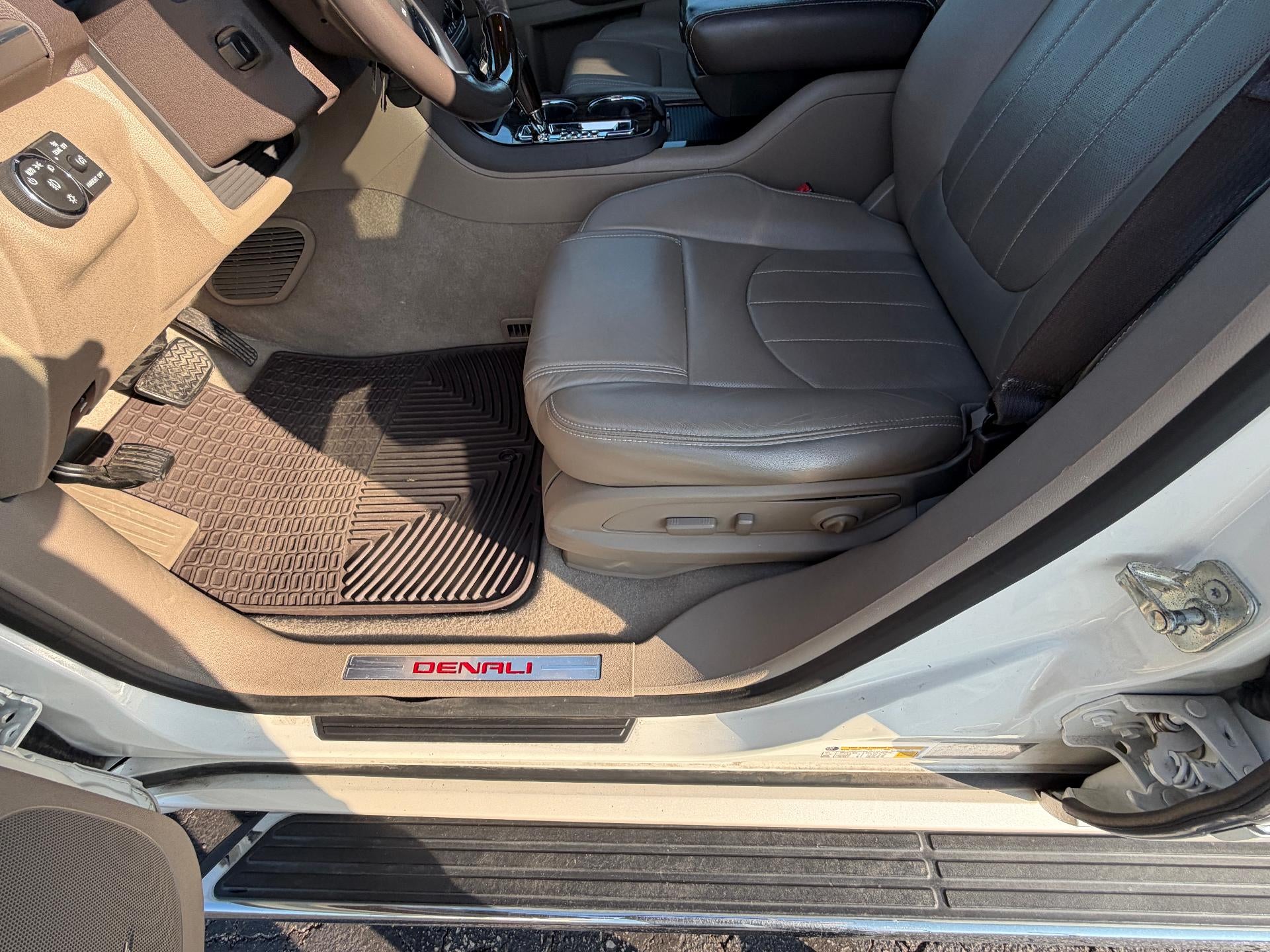 2014 GMC Acadia Denali