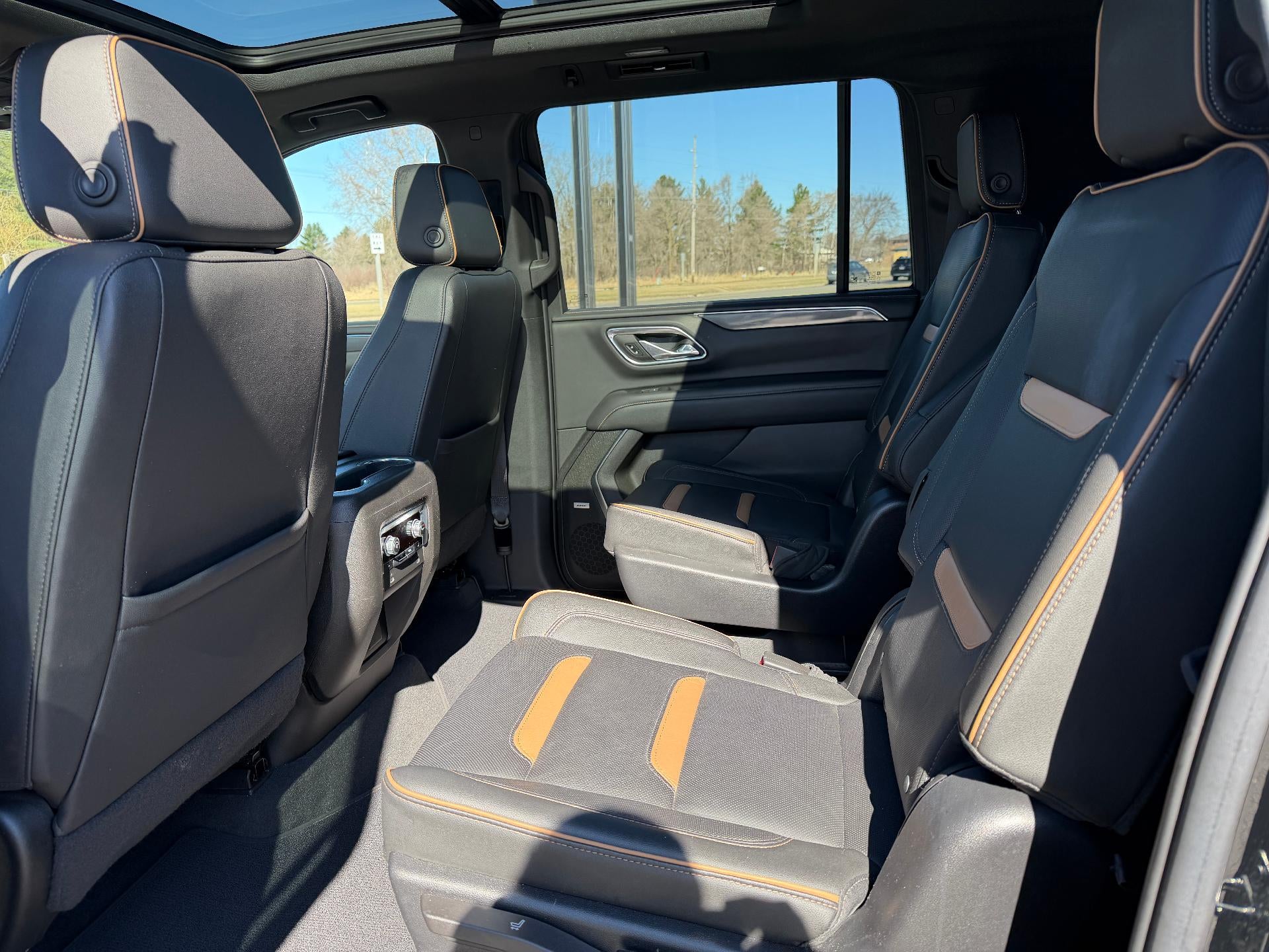 2022 GMC Yukon XL AT4