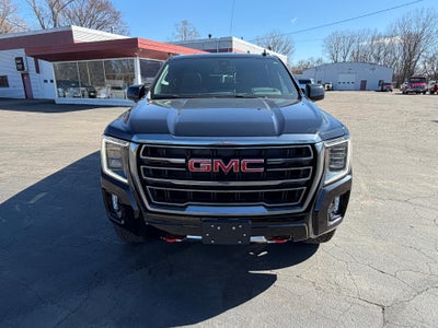 2022 GMC Yukon XL AT4