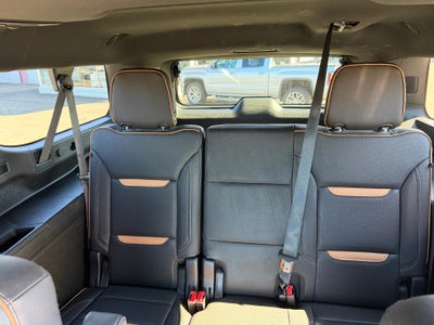 2022 GMC Yukon XL AT4