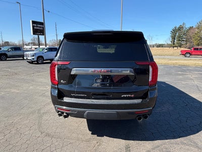 2022 GMC Yukon XL AT4