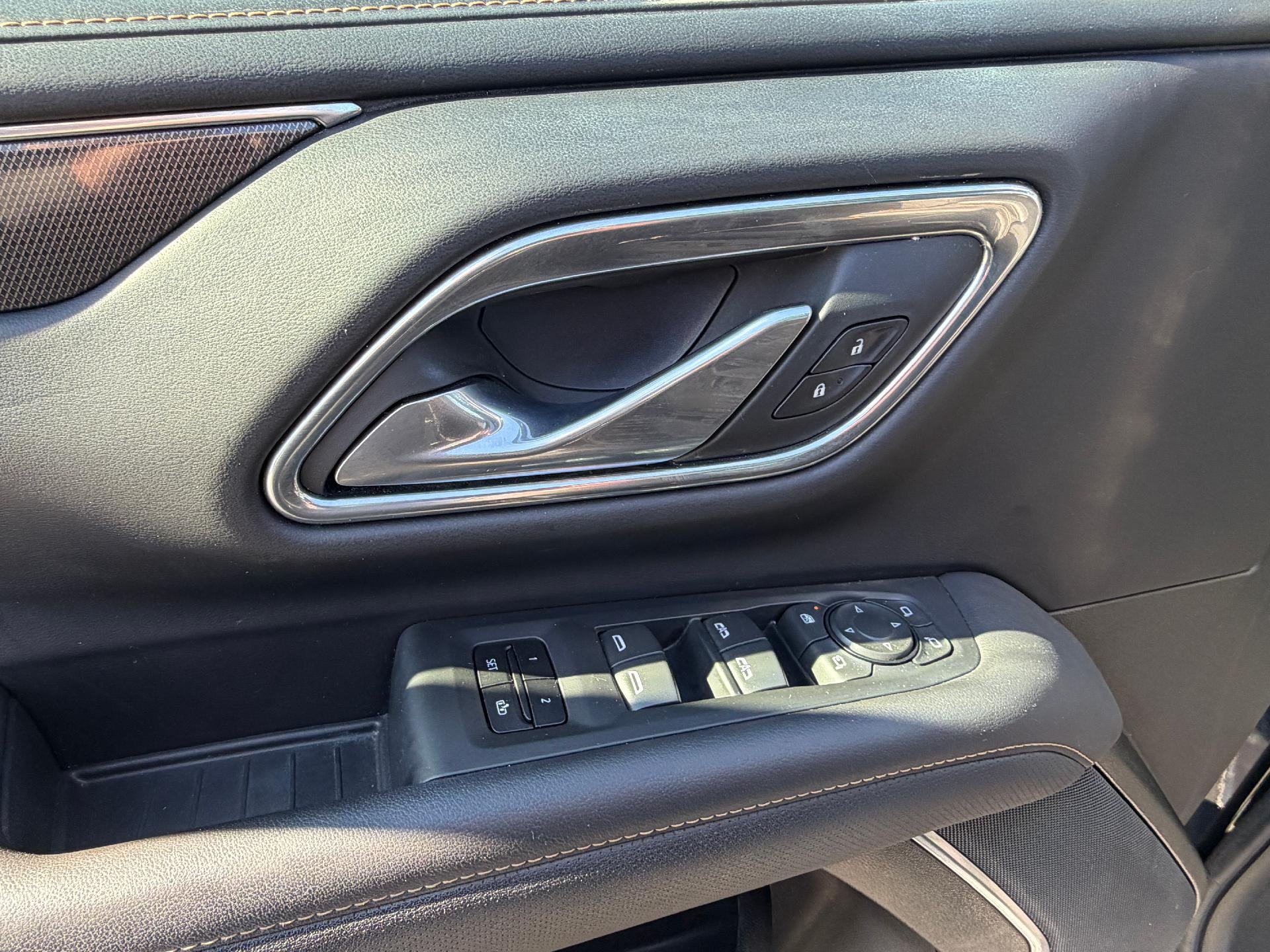 2022 GMC Yukon XL AT4