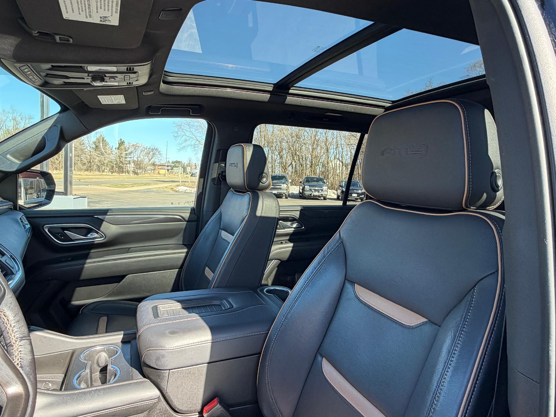 2022 GMC Yukon XL AT4