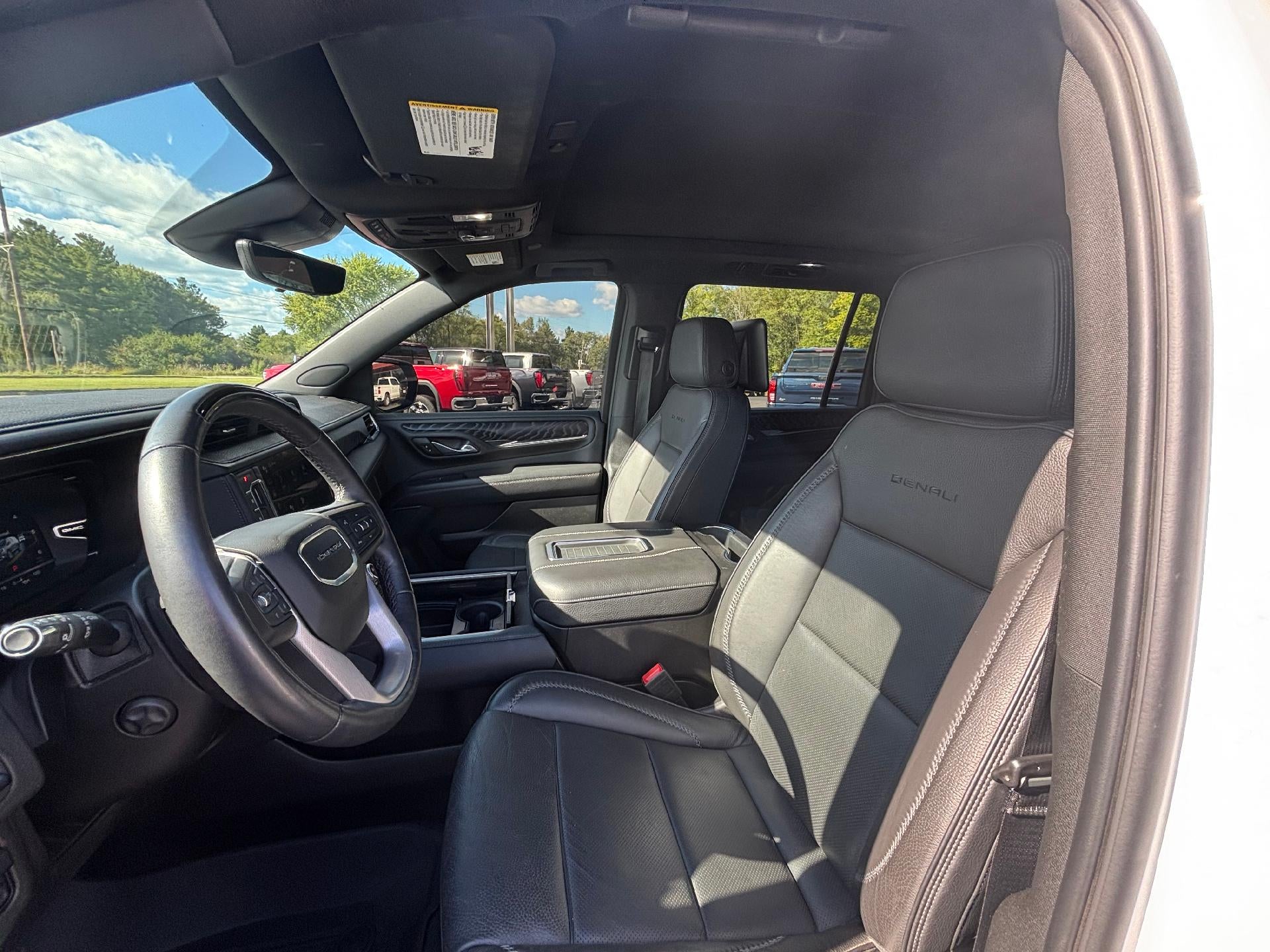 2023 GMC Yukon XL Denali