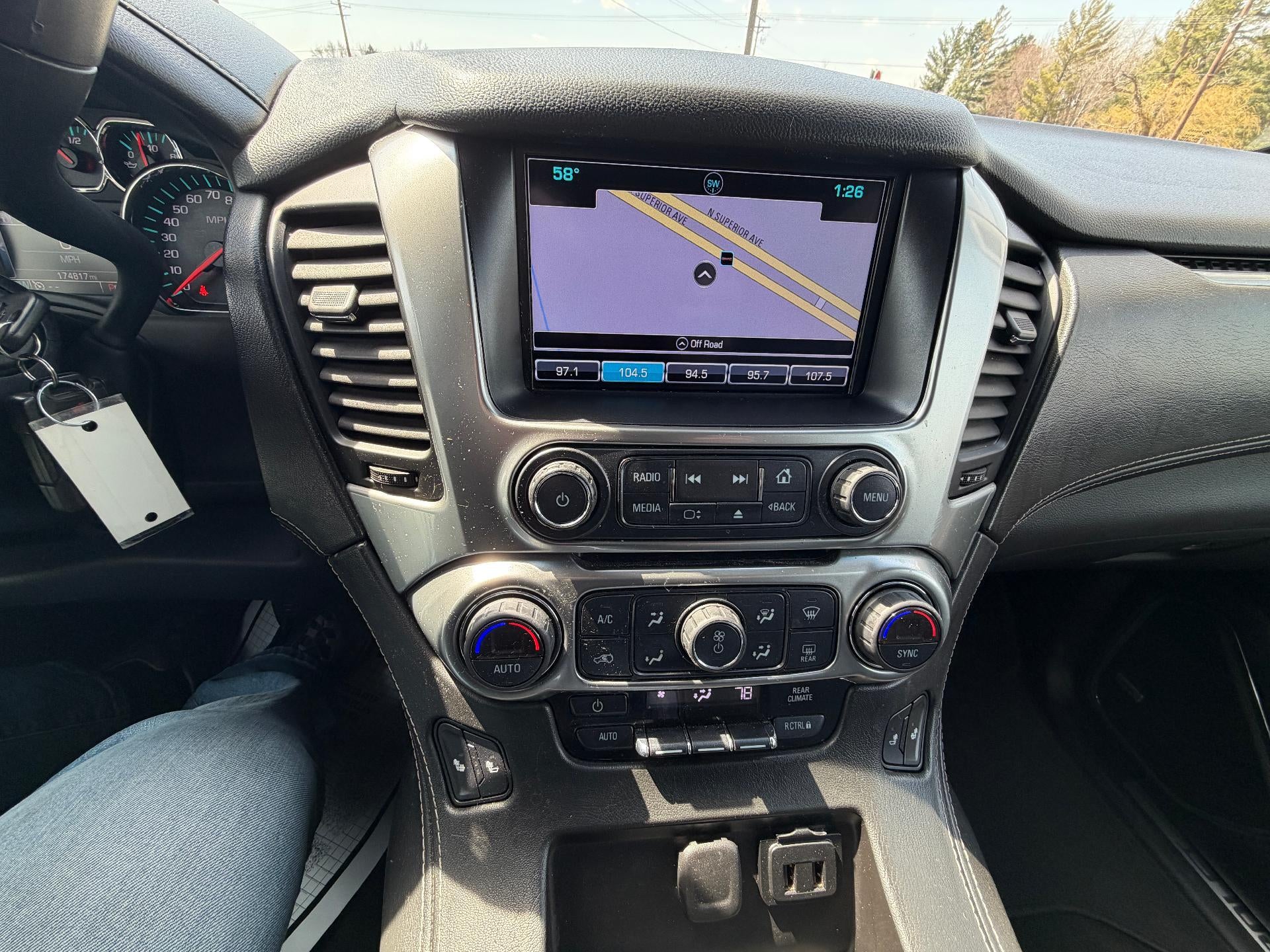 2017 Chevrolet Suburban LT