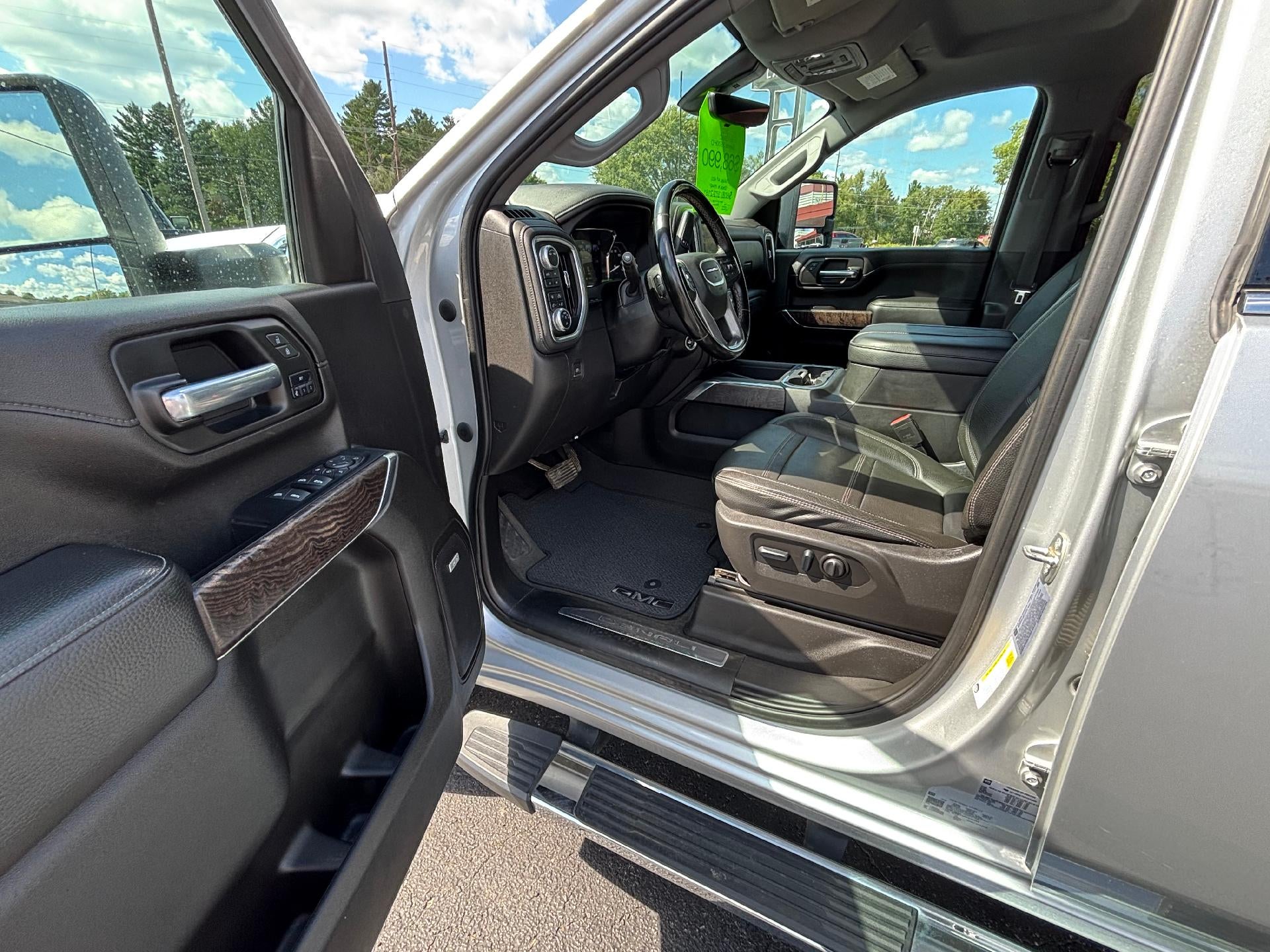 2023 GMC Sierra 2500 HD Denali