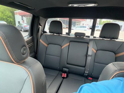 2024 GMC Canyon AT4