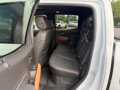 2024 GMC Canyon AT4