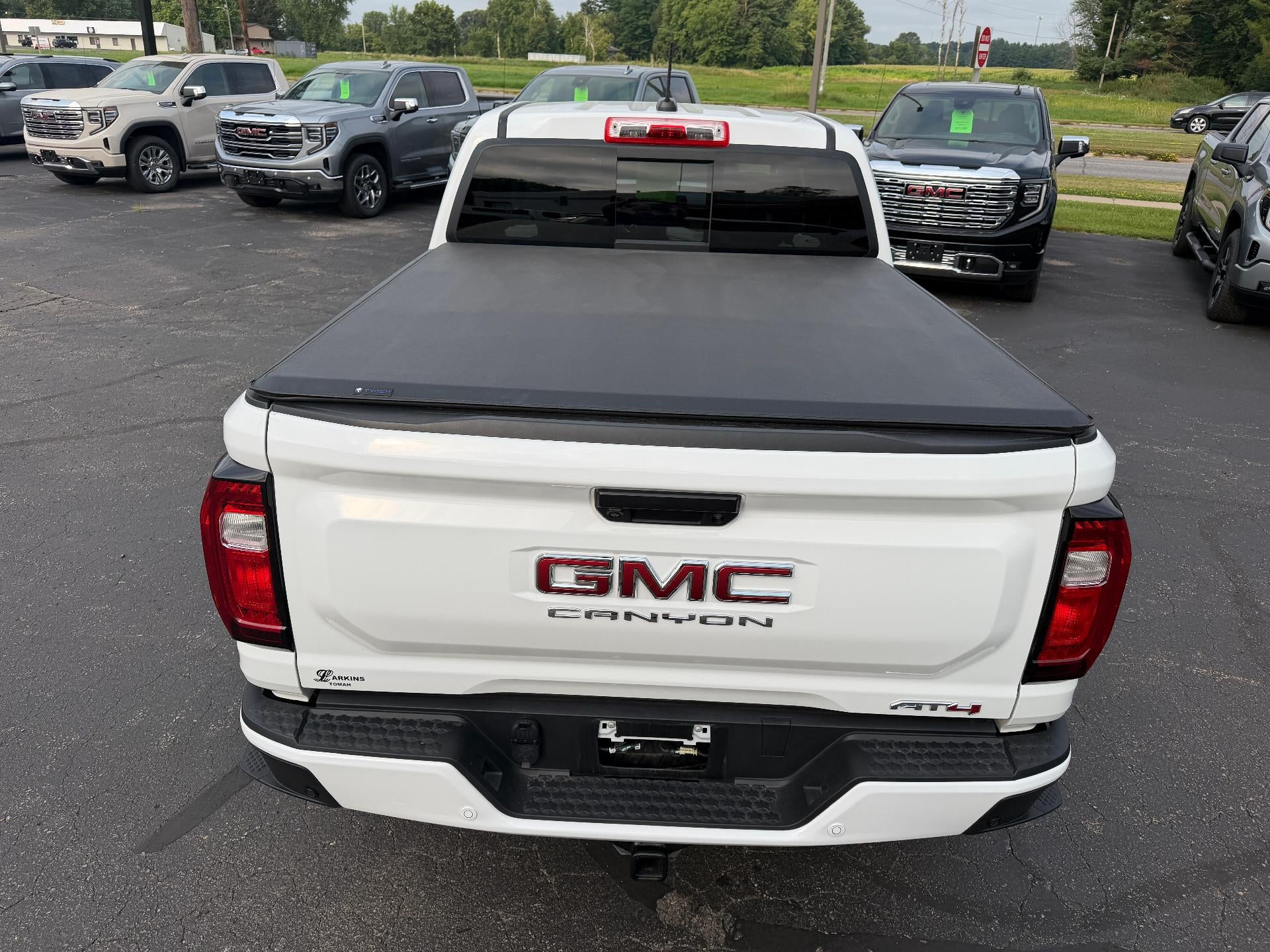 2024 GMC Canyon AT4
