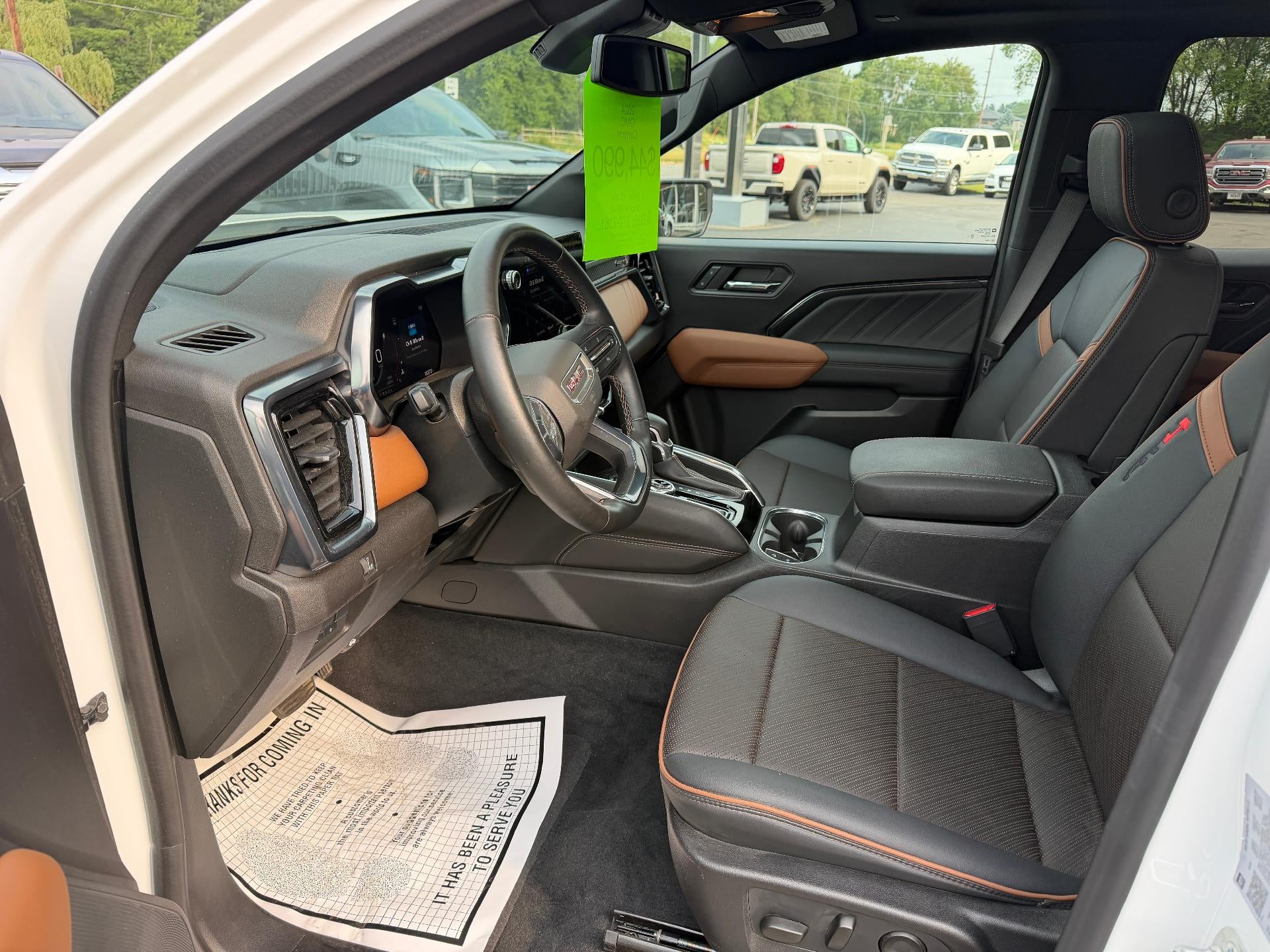 2024 GMC Canyon AT4