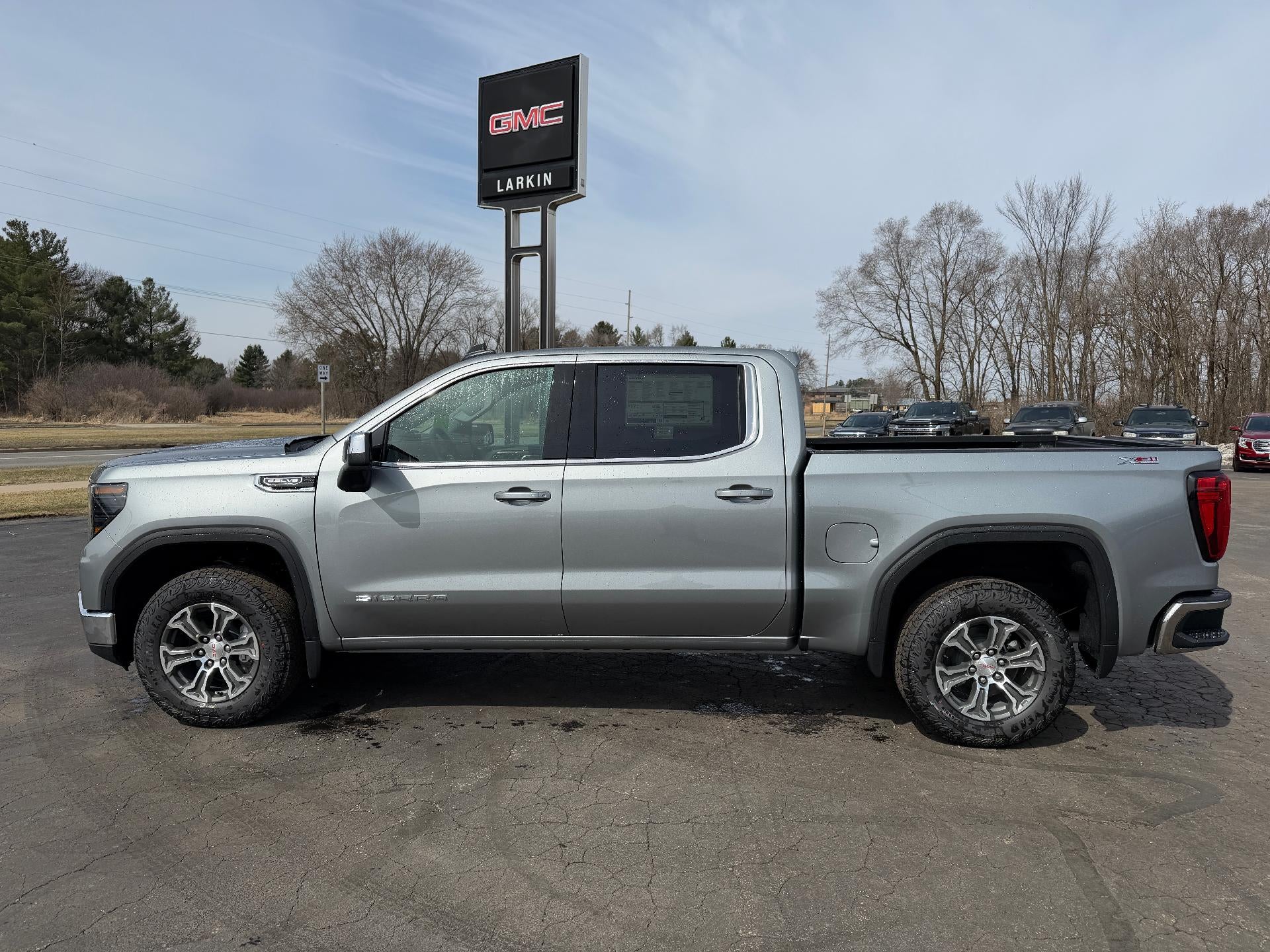 2026 GMC Sierra 1500 SLE