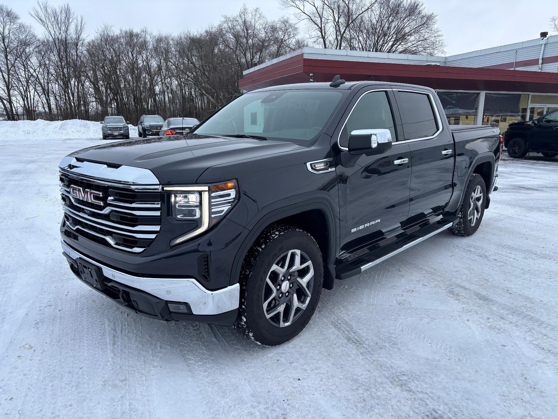 2023 GMC Sierra 1500 SLT