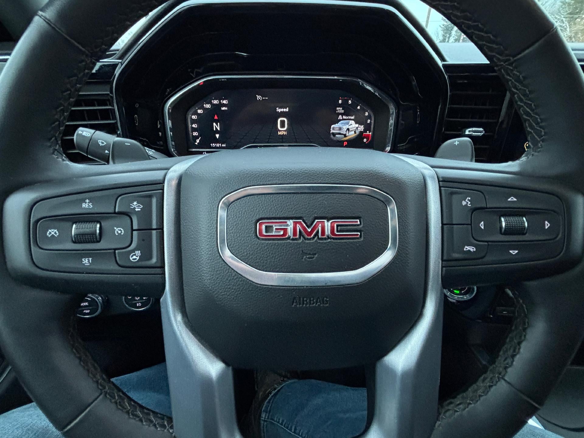 2023 GMC Sierra 1500 SLT