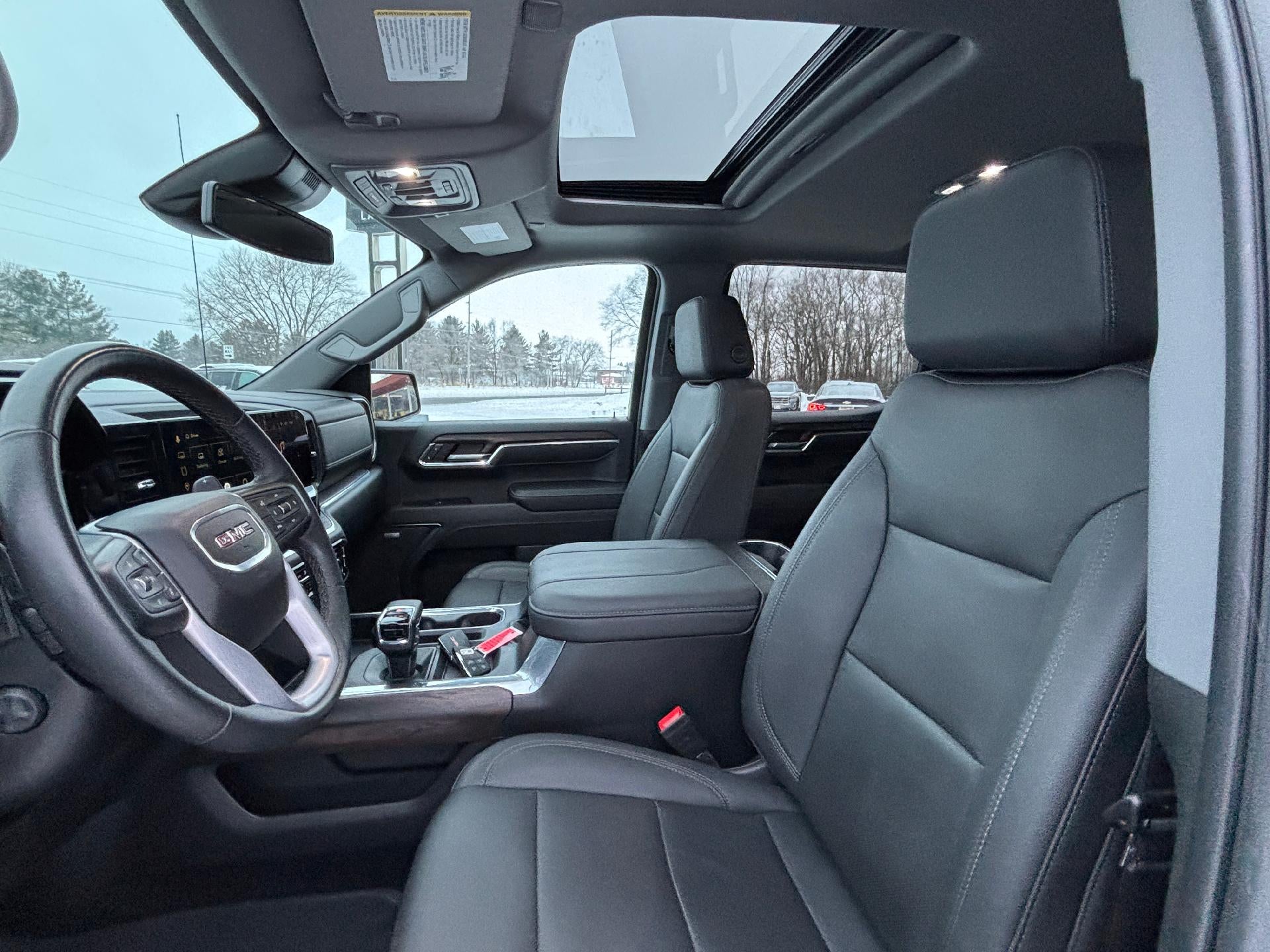 2023 GMC Sierra 1500 SLT