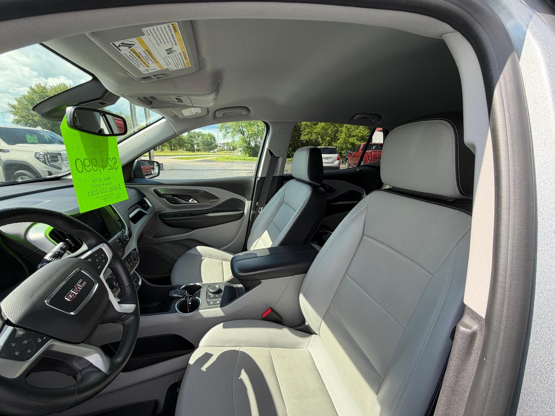 2023 GMC Terrain SLT