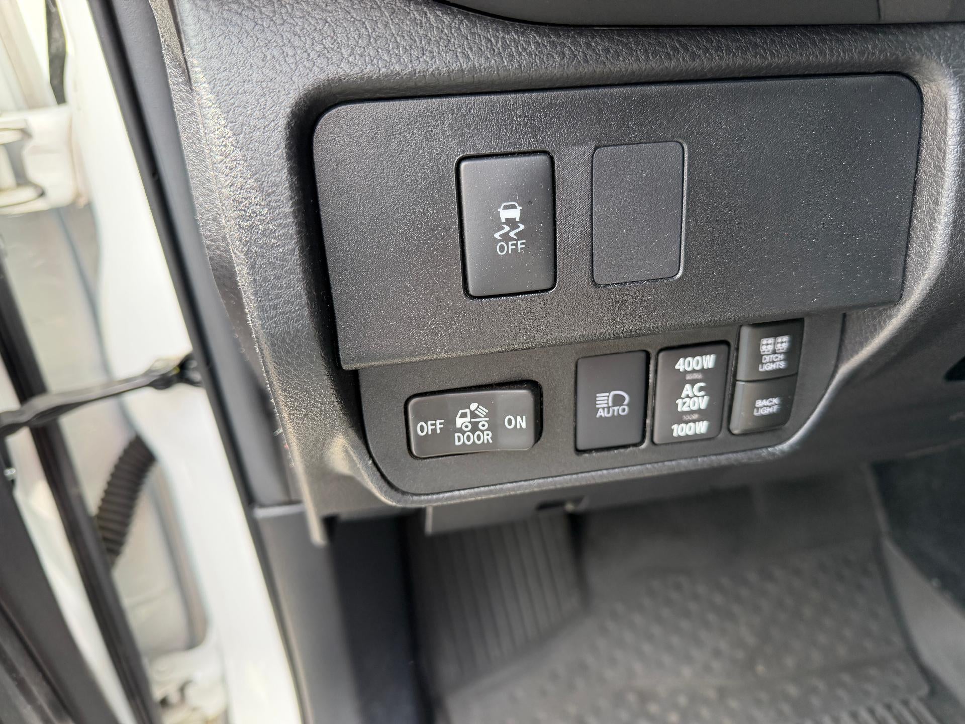 2023 Toyota Tacoma 4WD SR