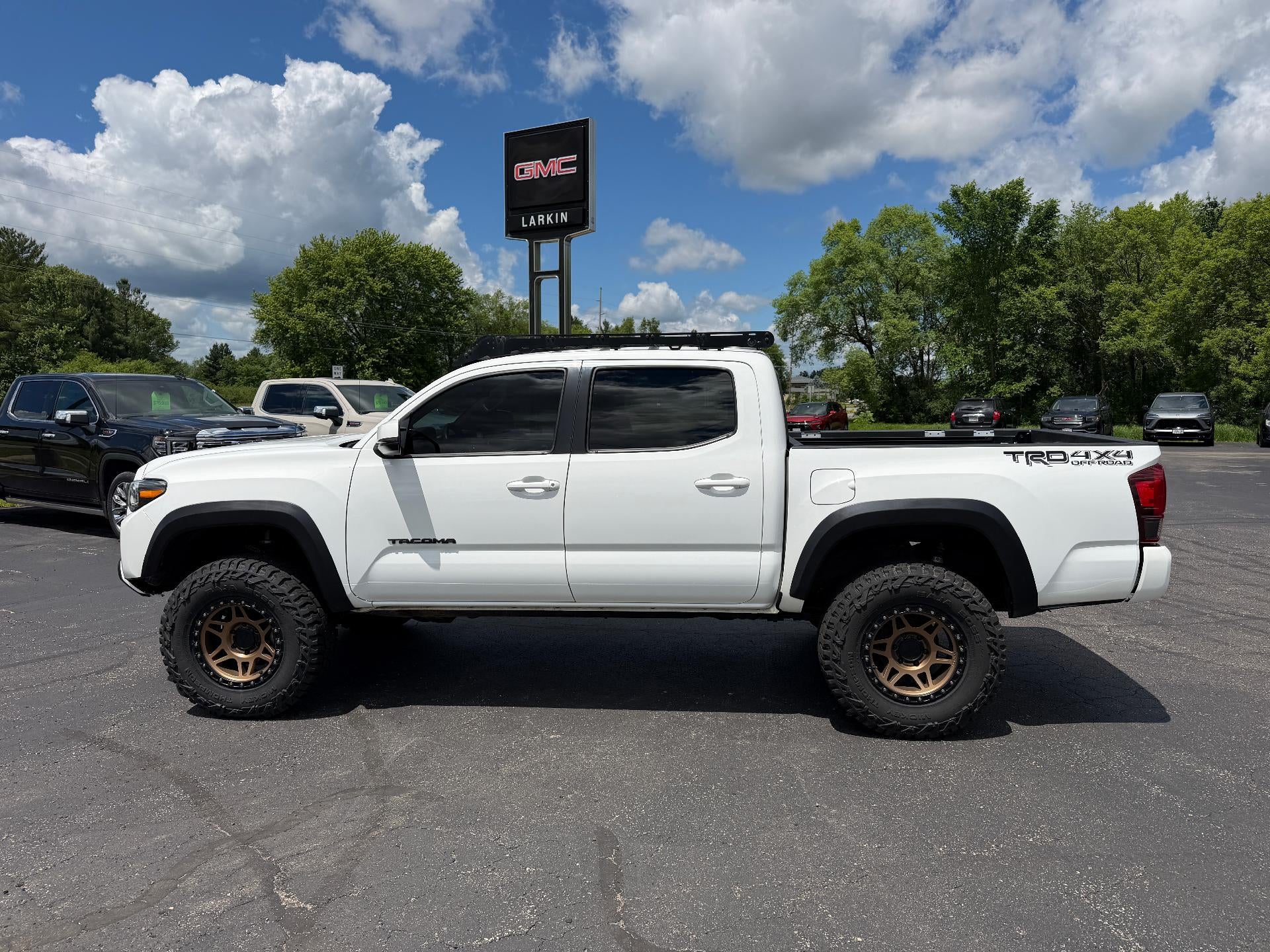 2023 Toyota Tacoma 4WD SR