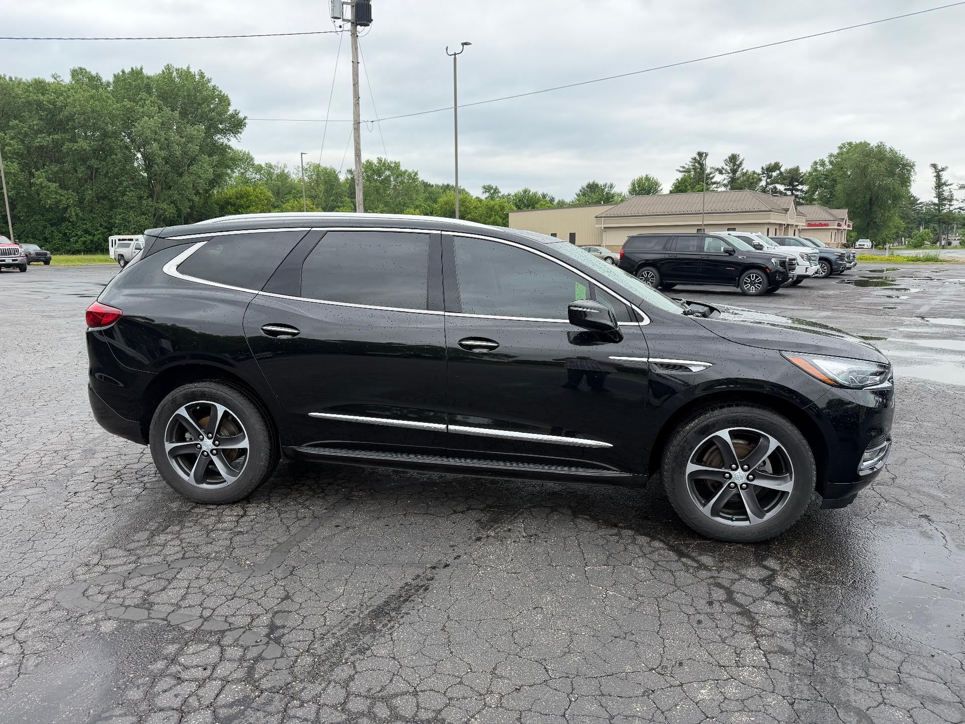 2020 Buick Enclave Essence
