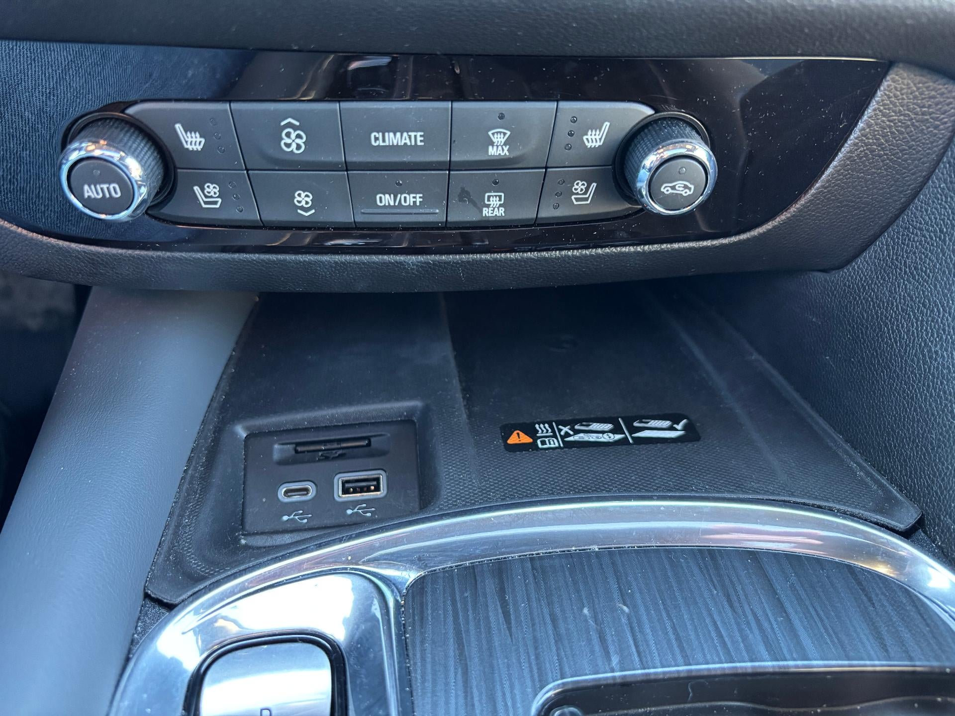 2023 Buick Enclave Premium